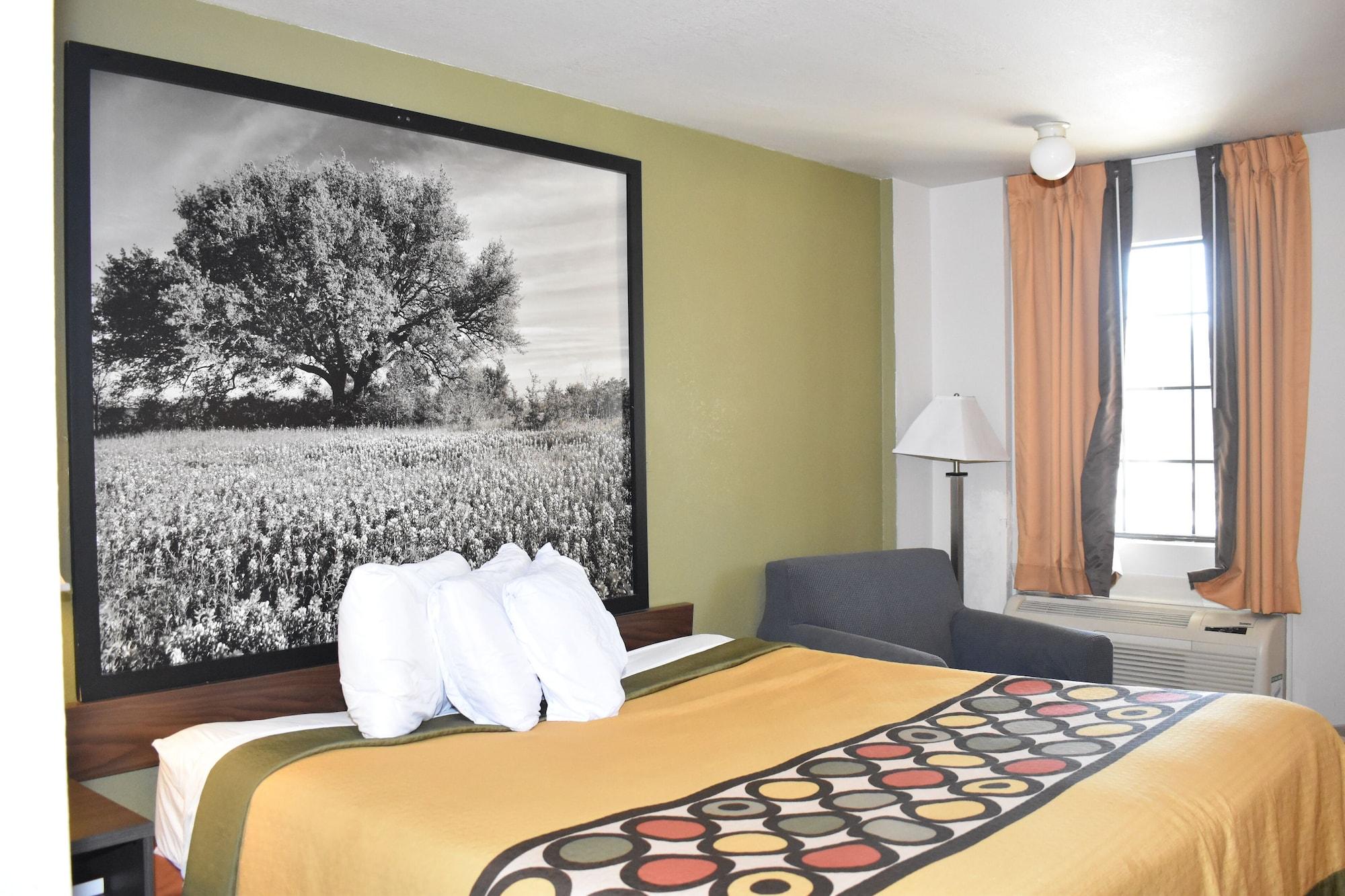 Super 8 By Wyndham Fredericksburg Otel Dış mekan fotoğraf